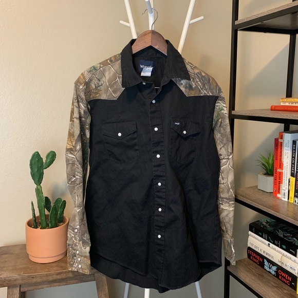 Wrangler | Shirts | Wrangler Black 